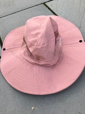 Pink Wide Brim Sun Hat | Ponytail Hole | UPF 50+ Fishing Hiking Beach Cap